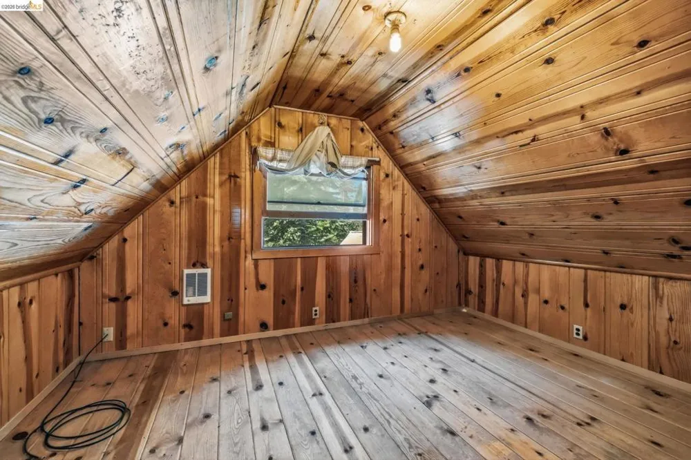 24249 Sugar Pine Rd Mi Wuk Village, CA 95346