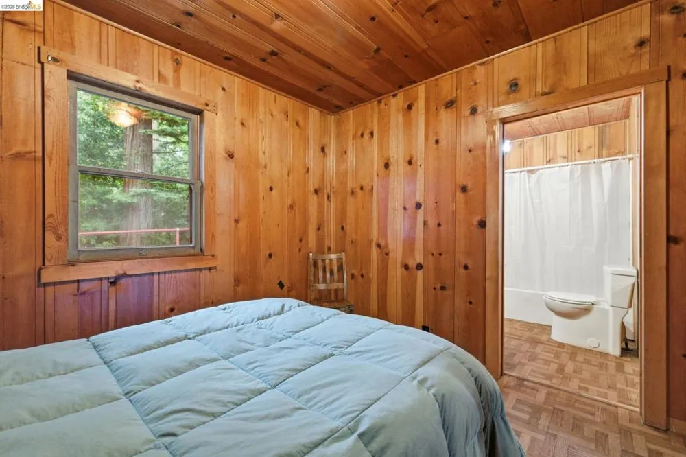 24249 Sugar Pine Rd Mi Wuk Village, CA 95346