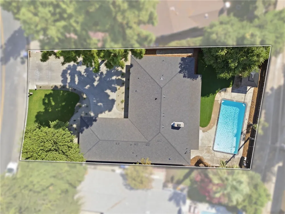 958 Fairway Bakersfield, CA 93309