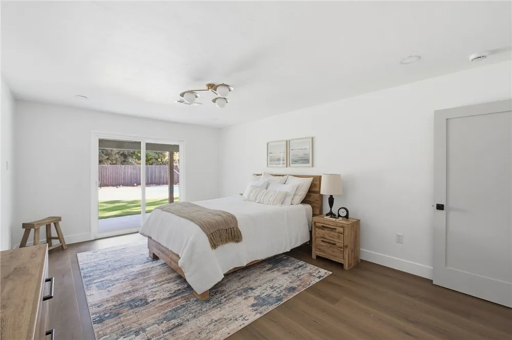 958 Fairway Bakersfield, CA 93309