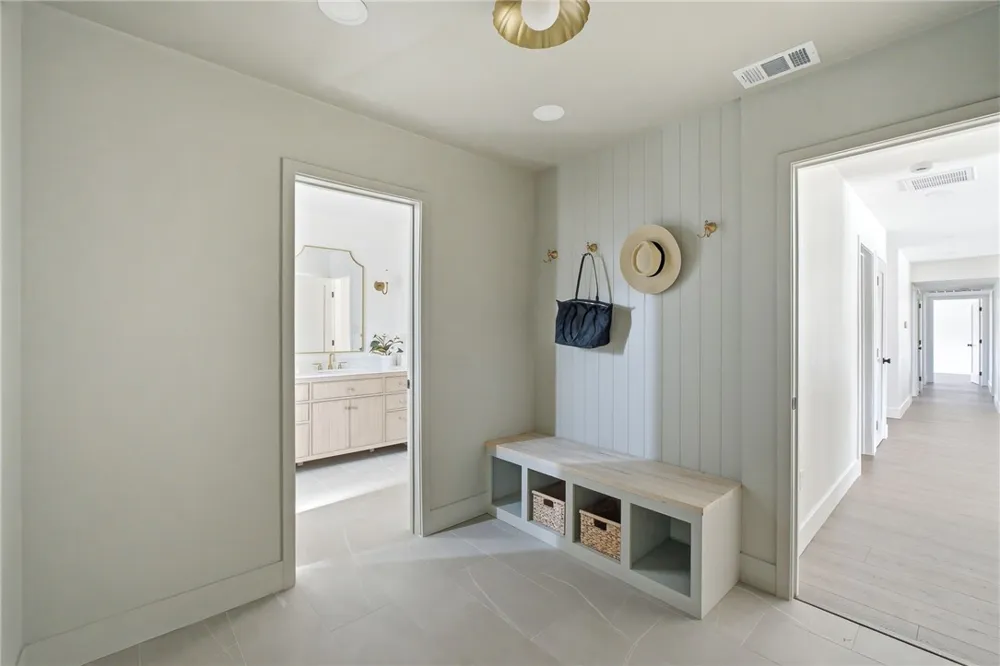 958 Fairway Bakersfield, CA 93309