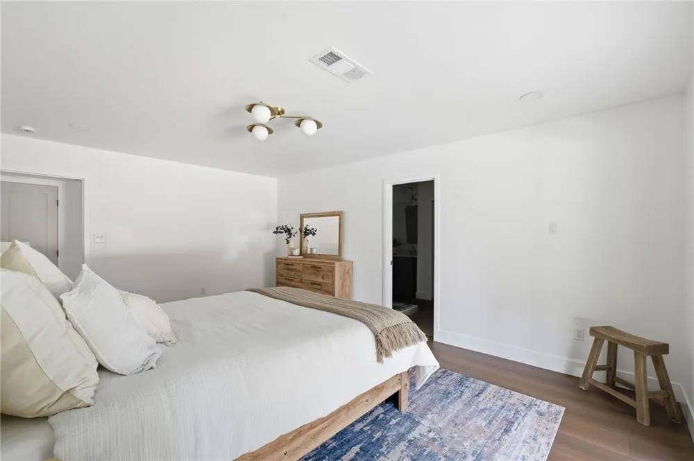 958 Fairway Bakersfield, CA 93309