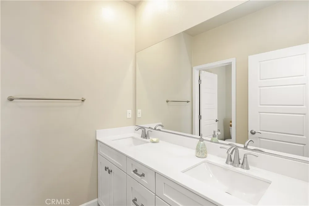 19239 Tideline Court Huntington Beach, CA 92648
