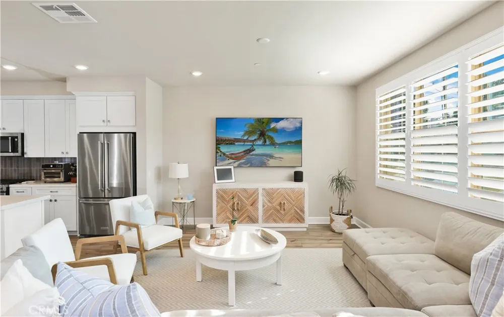 19239 Tideline Court Huntington Beach, CA 92648