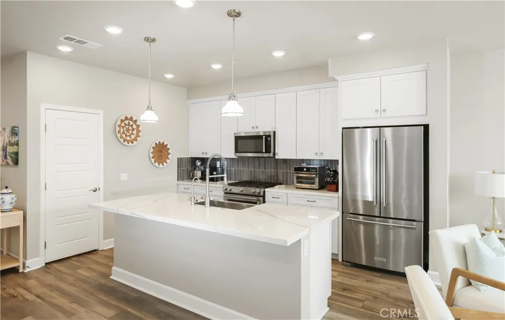 19239 Tideline Court Huntington Beach, CA 92648