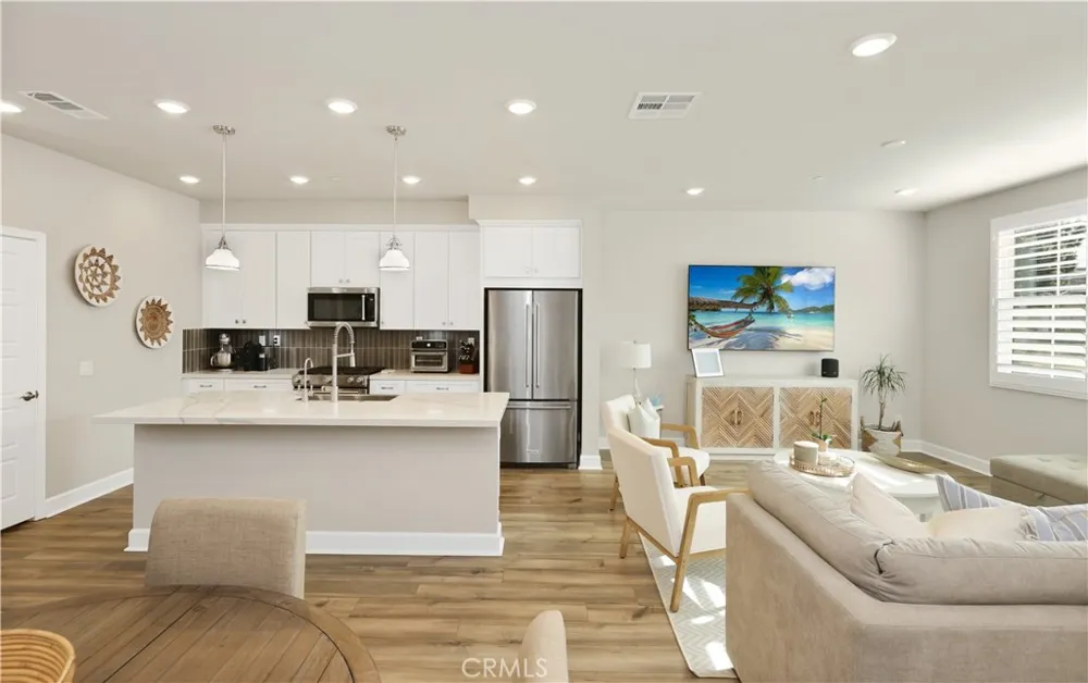 19239 Tideline Court Huntington Beach, CA 92648