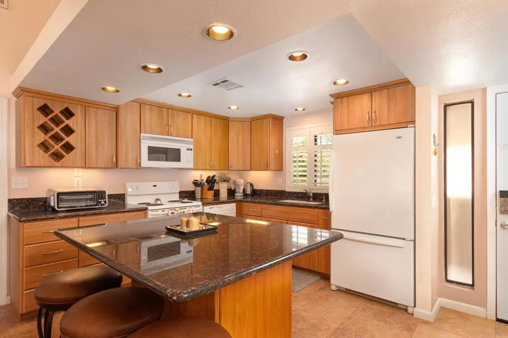 40729 Preston Trail Palm Desert, CA 92211