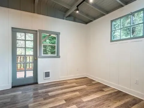 5 Pope Road La Honda, CA 94020