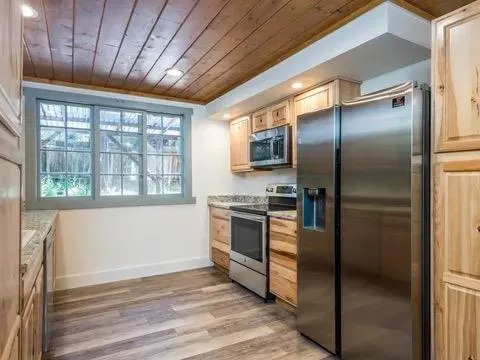 5 Pope Road La Honda, CA 94020
