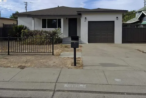 201 Barozzi Ave