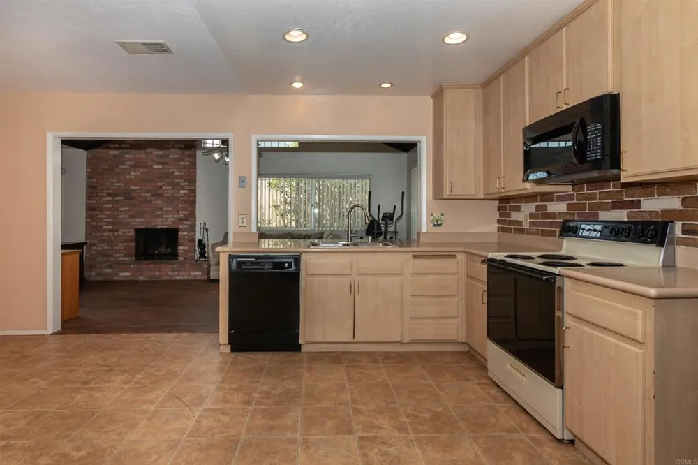 4966 Perkon Place San Diego, CA 92105
