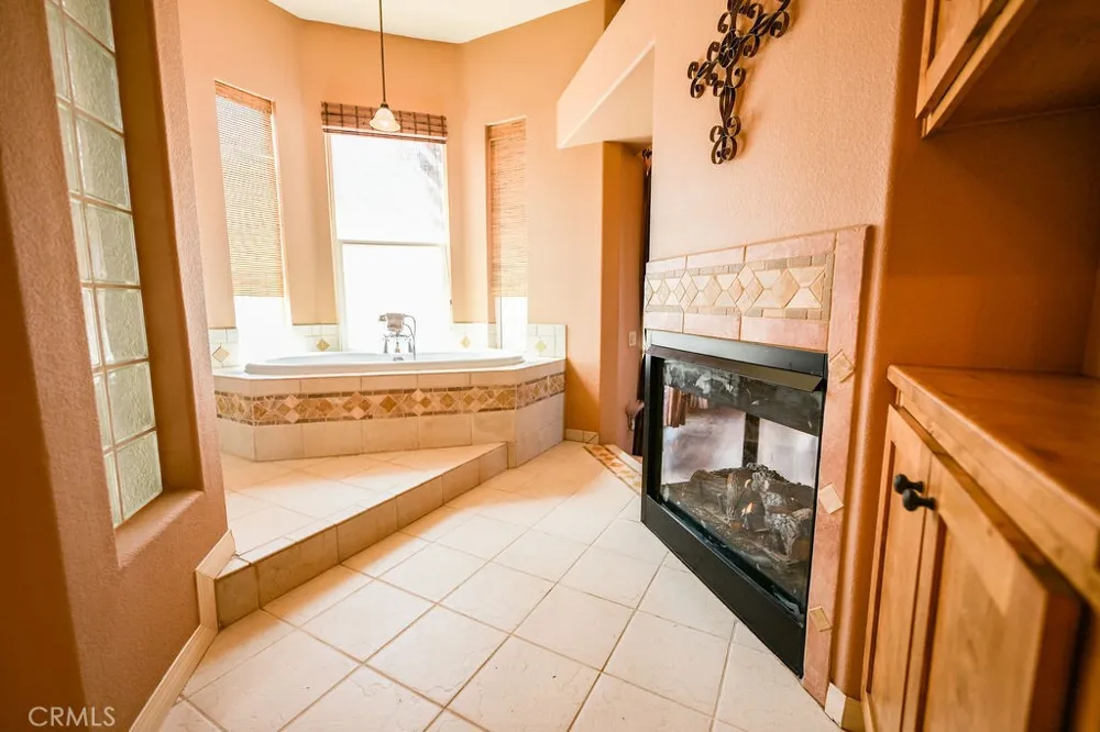 19217 Idaleona Perris, CA 92570