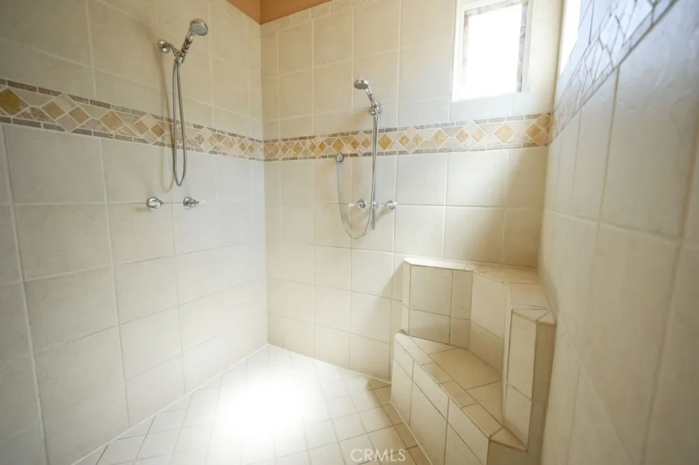 19217 Idaleona Perris, CA 92570