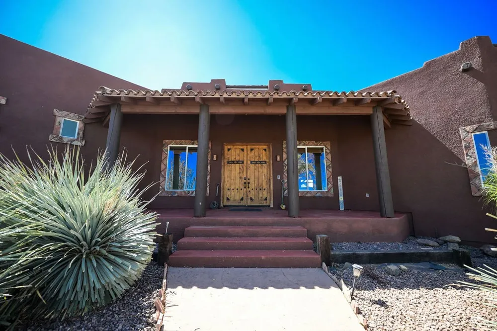 19217 Idaleona Perris, CA 92570