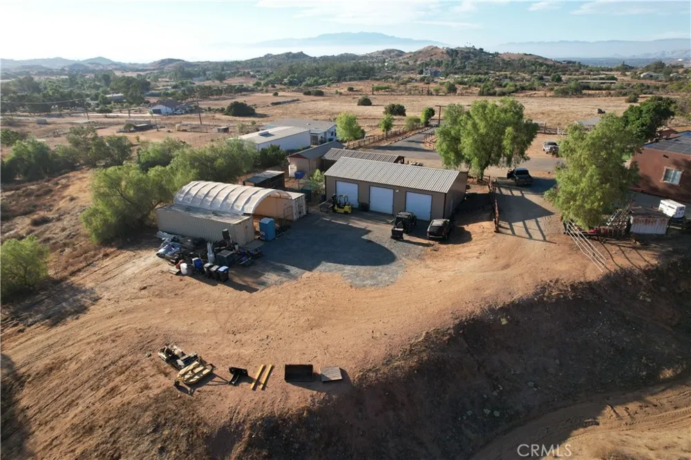 19217 Idaleona Perris, CA 92570