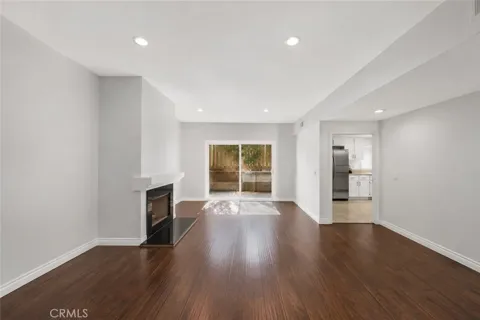 1026 S Marengo #2