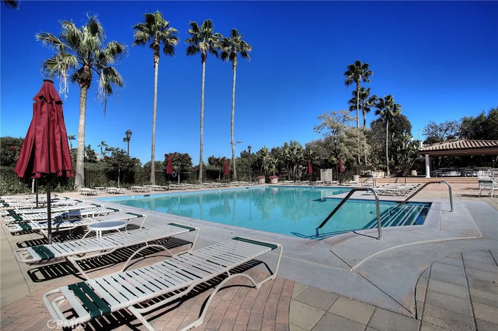 28511 Rancho Grande Laguna Niguel, CA 92677