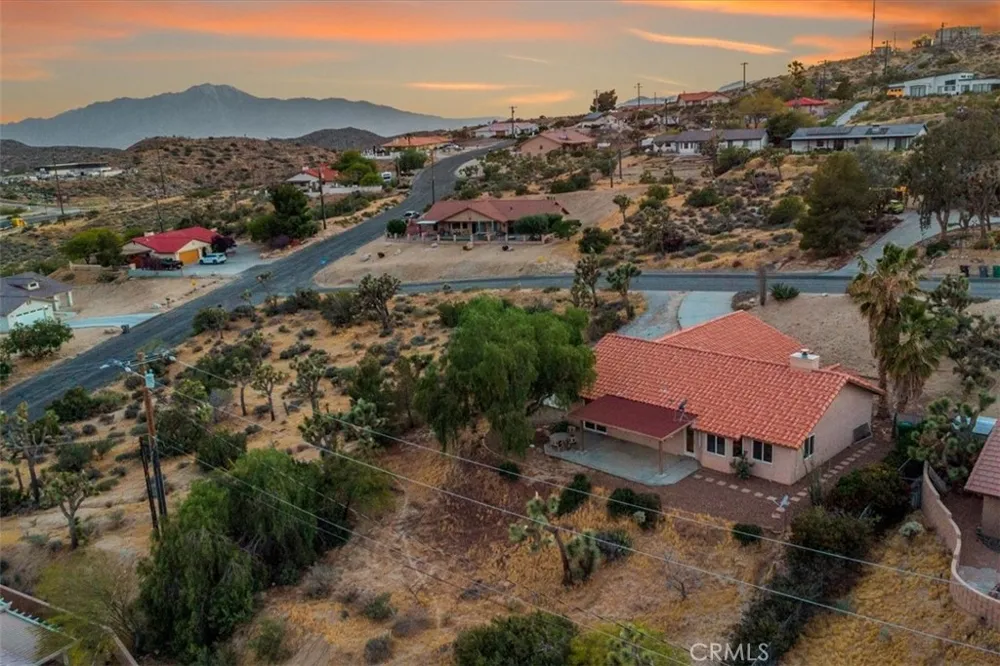 7655 Ventura Yucca Valley, CA 92284