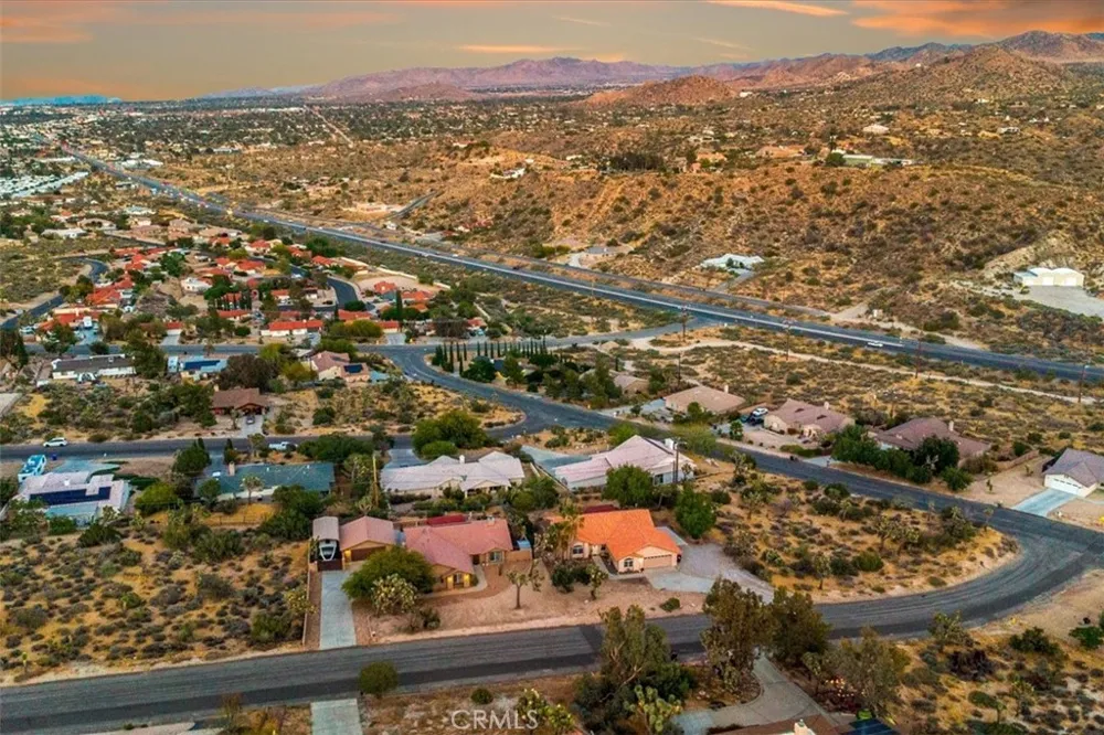 7655 Ventura Yucca Valley, CA 92284