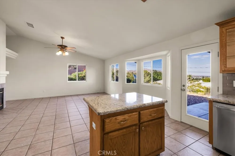 7655 Ventura Yucca Valley, CA 92284