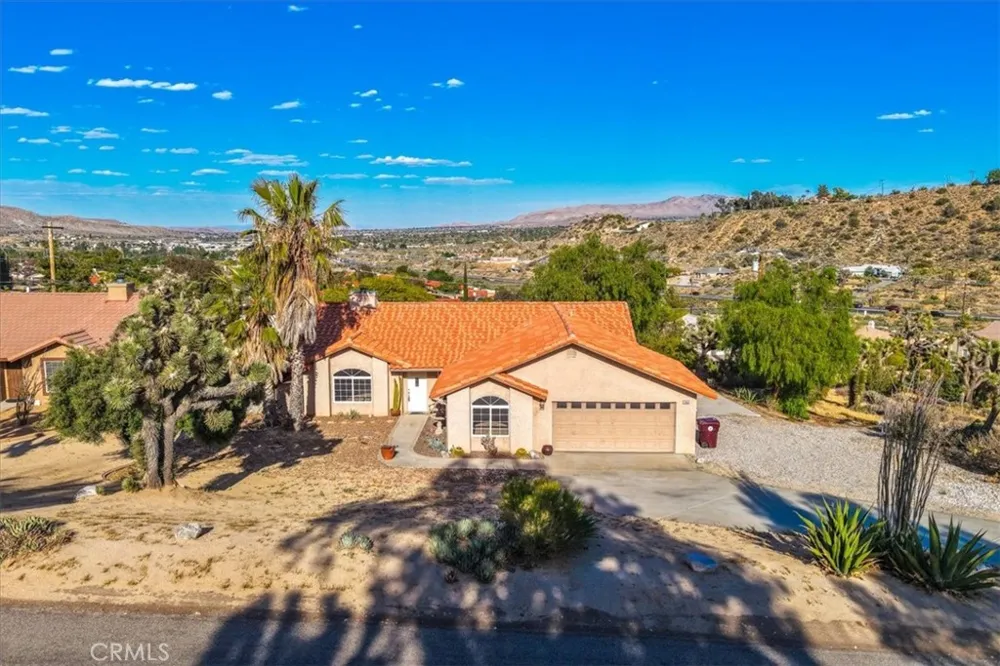 7655 Ventura Yucca Valley, CA 92284