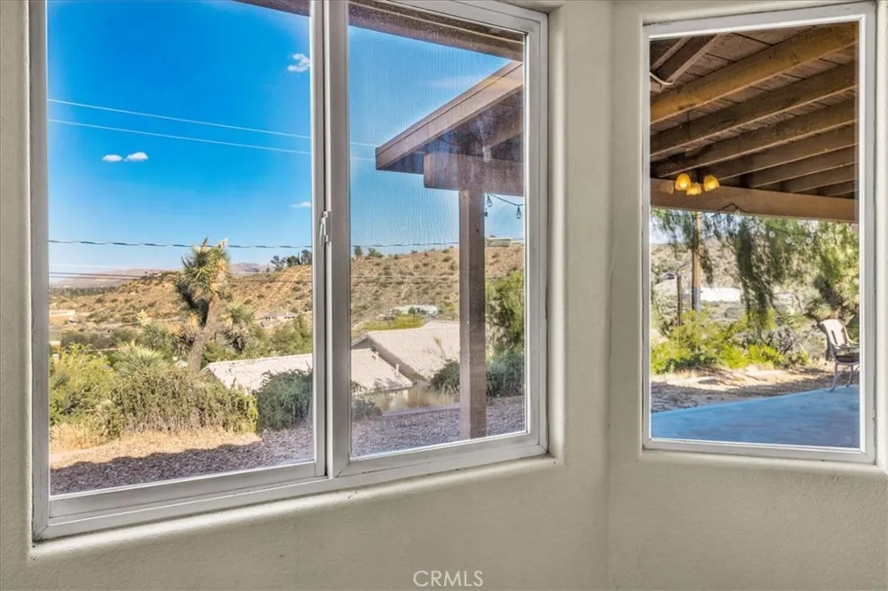 7655 Ventura Yucca Valley, CA 92284