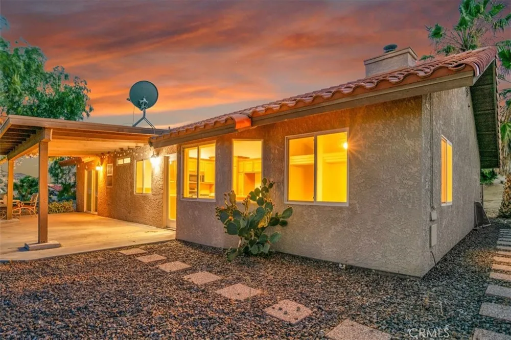 7655 Ventura Yucca Valley, CA 92284