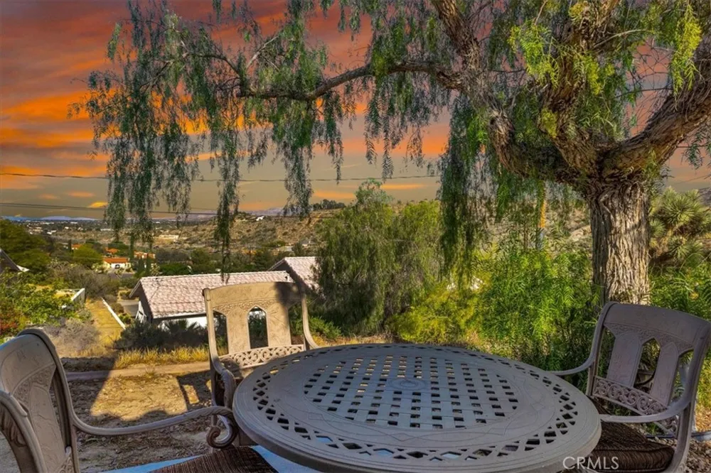 7655 Ventura Yucca Valley, CA 92284