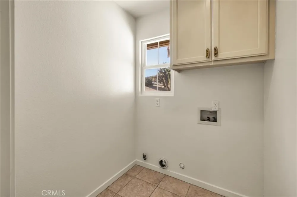 7655 Ventura Yucca Valley, CA 92284