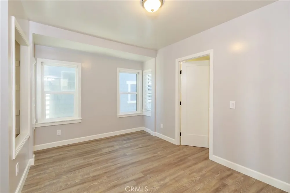 1836 The Strand Hermosa Beach, CA 90254