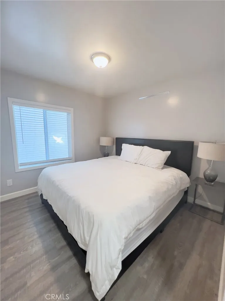 1836 The Strand Hermosa Beach, CA 90254