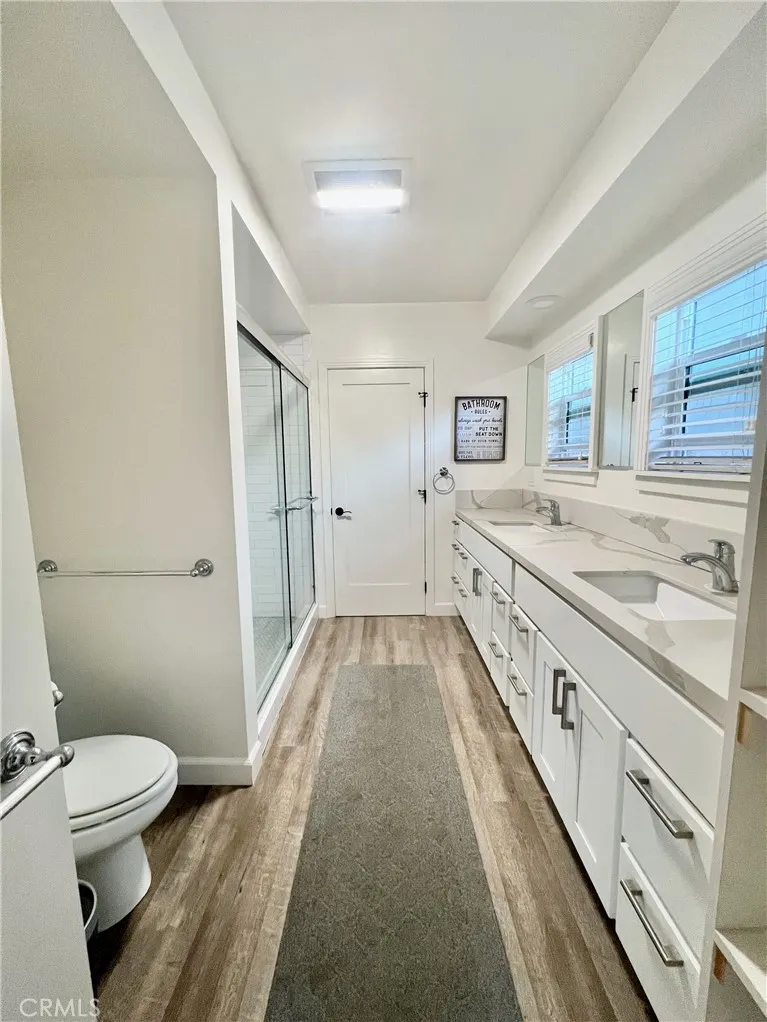 1836 The Strand Hermosa Beach, CA 90254