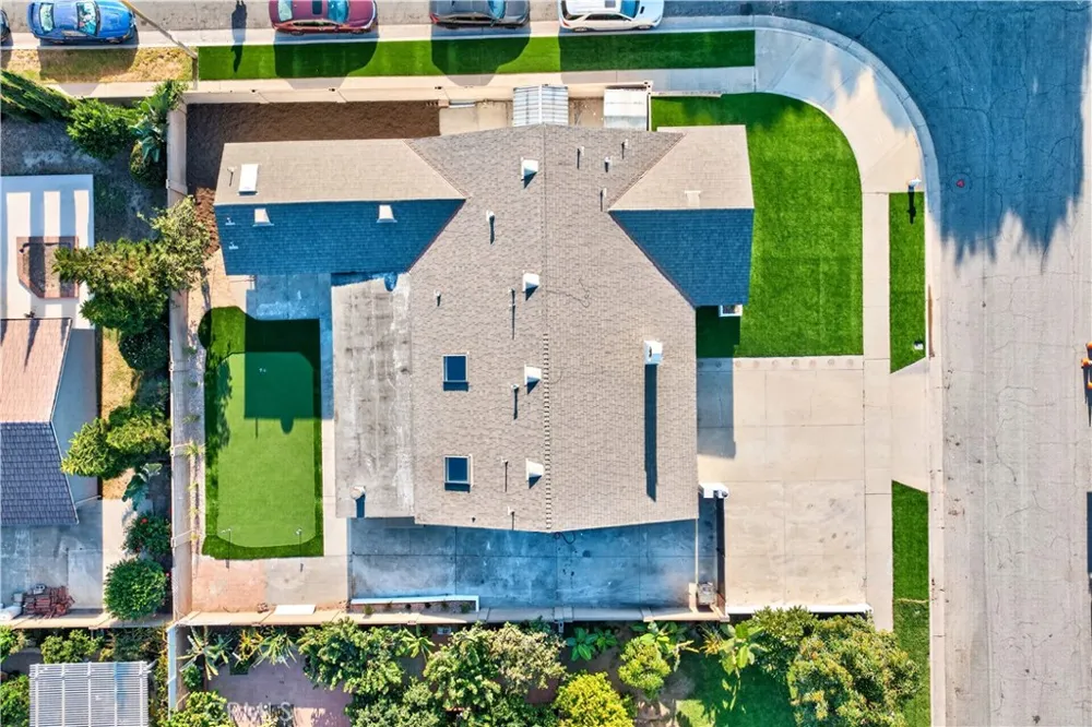 9574 Talbert Fountain Valley, CA 92708