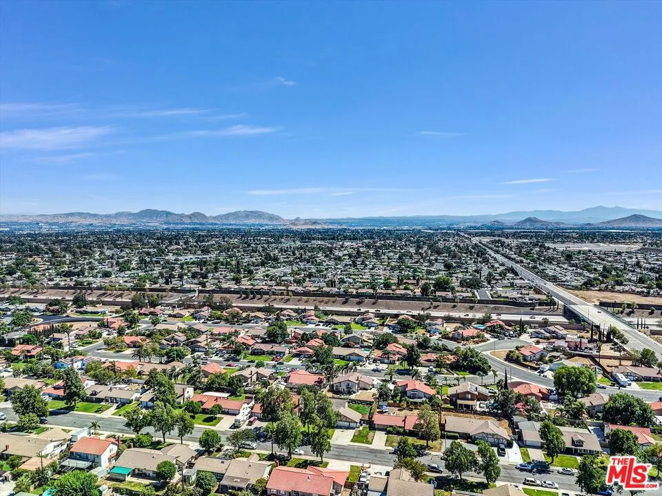 619 W Arbeth Street Rialto, CA 92377