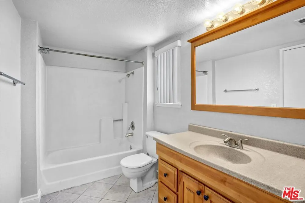 619 W Arbeth Street Rialto, CA 92377