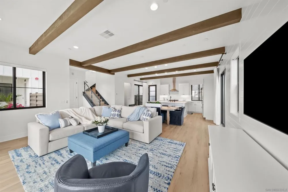 1260 Molara Ln Encinitas, CA 92024