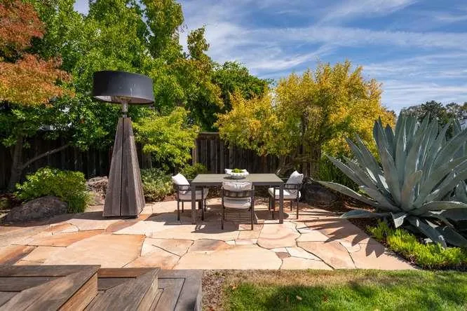 642 Marlin Court Redwood City, CA 94065
