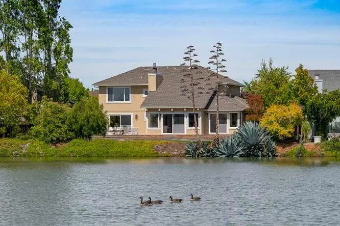642 Marlin Court Redwood City, CA 94065