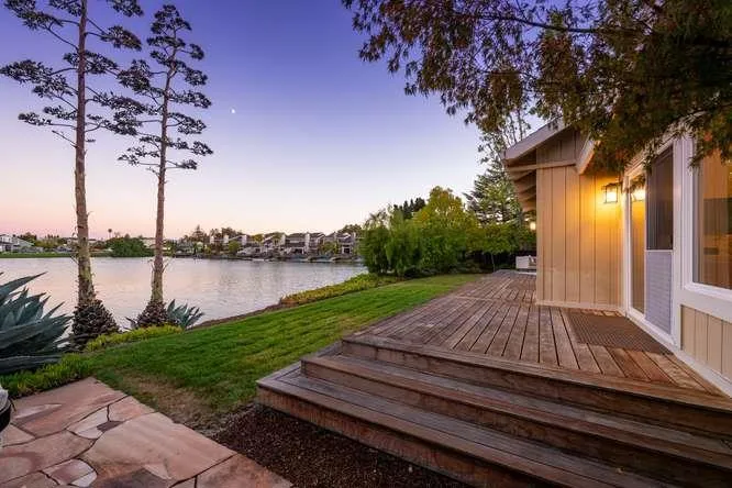 642 Marlin Court Redwood City, CA 94065