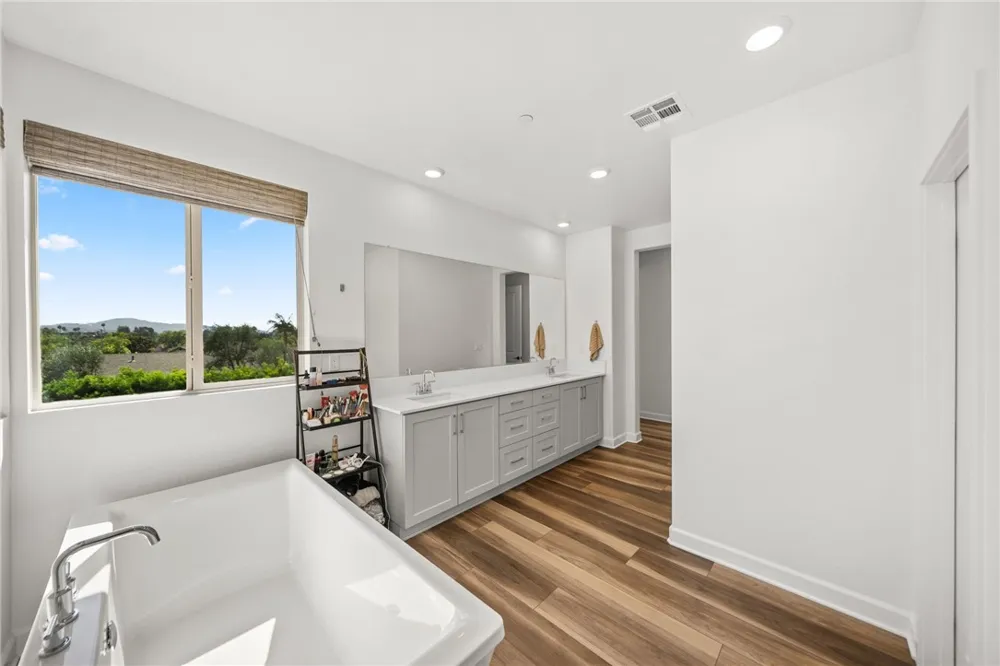 1763 Carol Lee Escondido, CA 92026