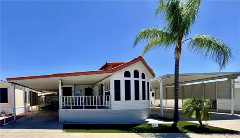 1295 S Cawston Avenue #327