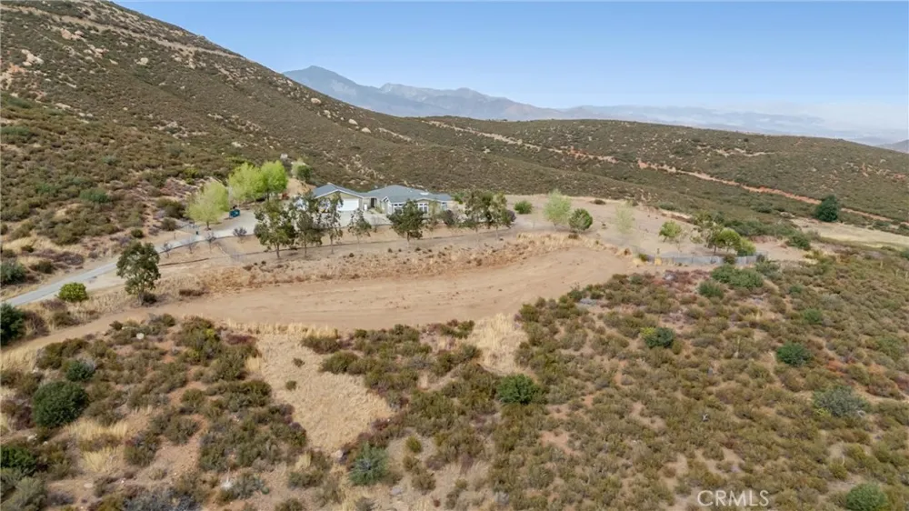 47180 Woodcliff Drive Banning, CA 92220