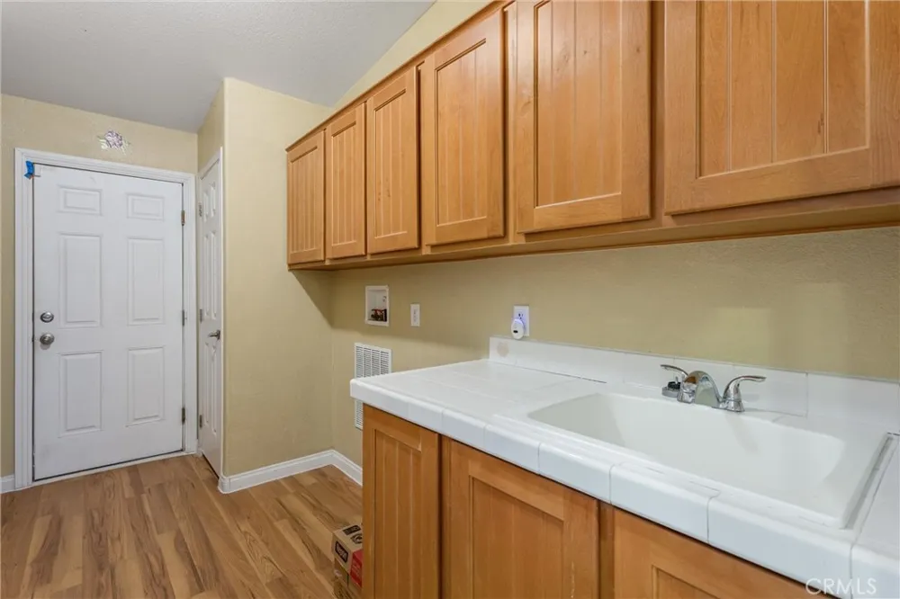 47180 Woodcliff Drive Banning, CA 92220