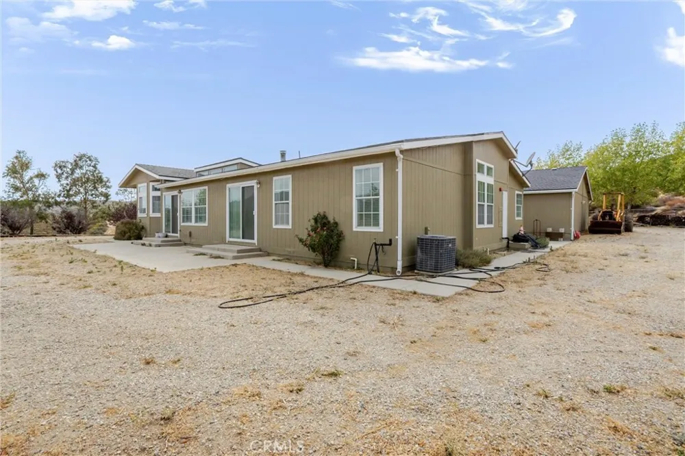 47180 Woodcliff Drive Banning, CA 92220