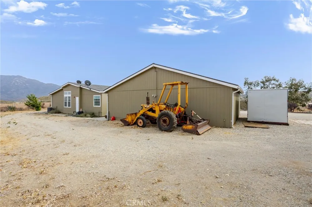 47180 Woodcliff Drive Banning, CA 92220
