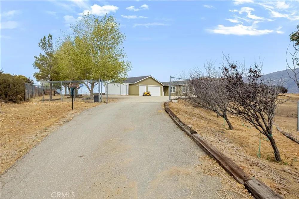 47180 Woodcliff Drive Banning, CA 92220