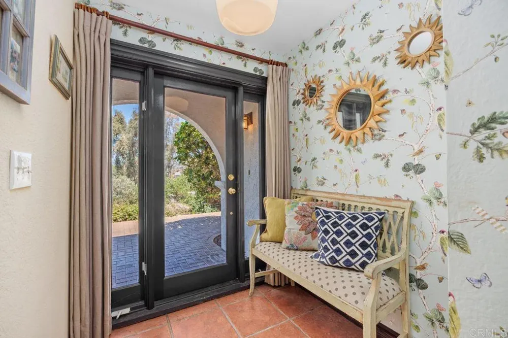 345 Osborne Street Vista, CA 92084