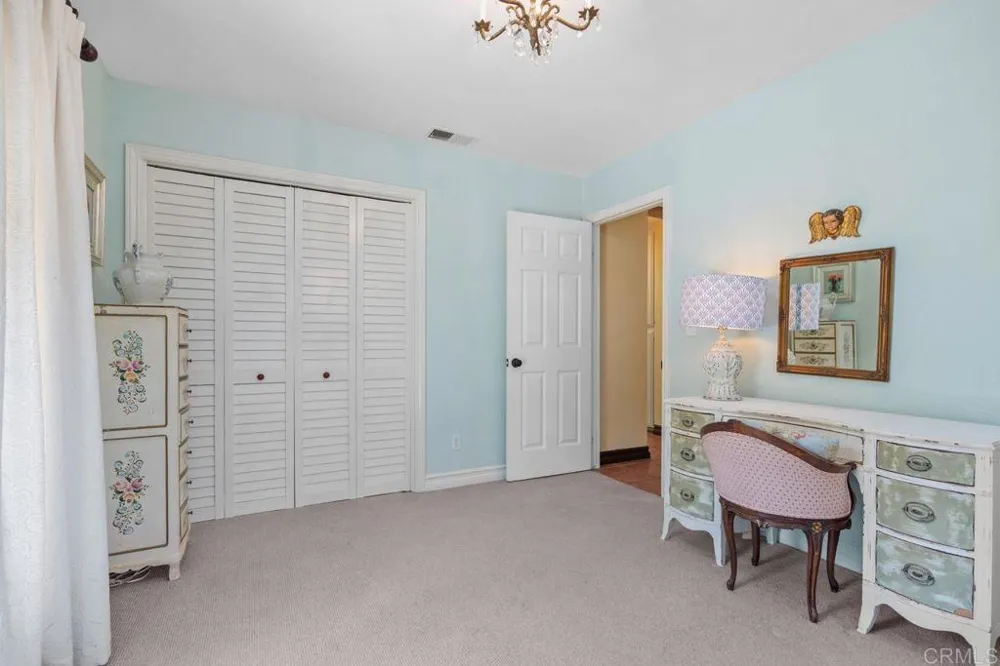 345 Osborne Street Vista, CA 92084