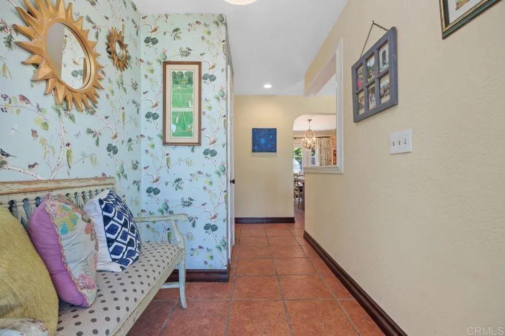 345 Osborne Street Vista, CA 92084