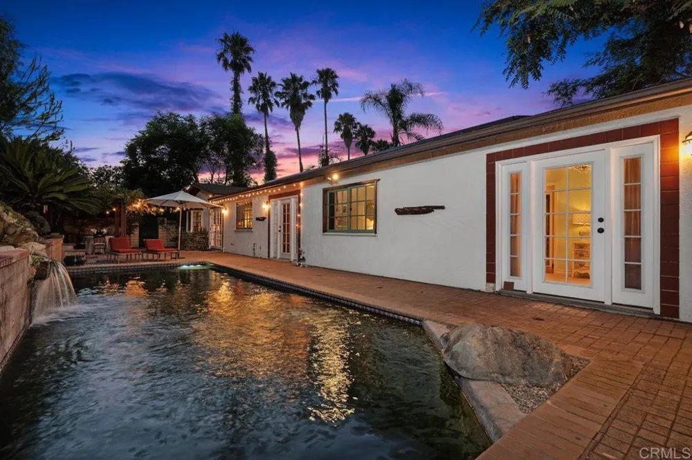 345 Osborne Street Vista, CA 92084